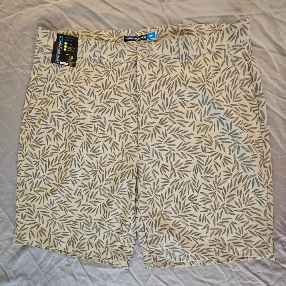 Roundtree Yorke Performance Men's Shorts Size 38 Leaf Pattern Beige Tan NWT L423